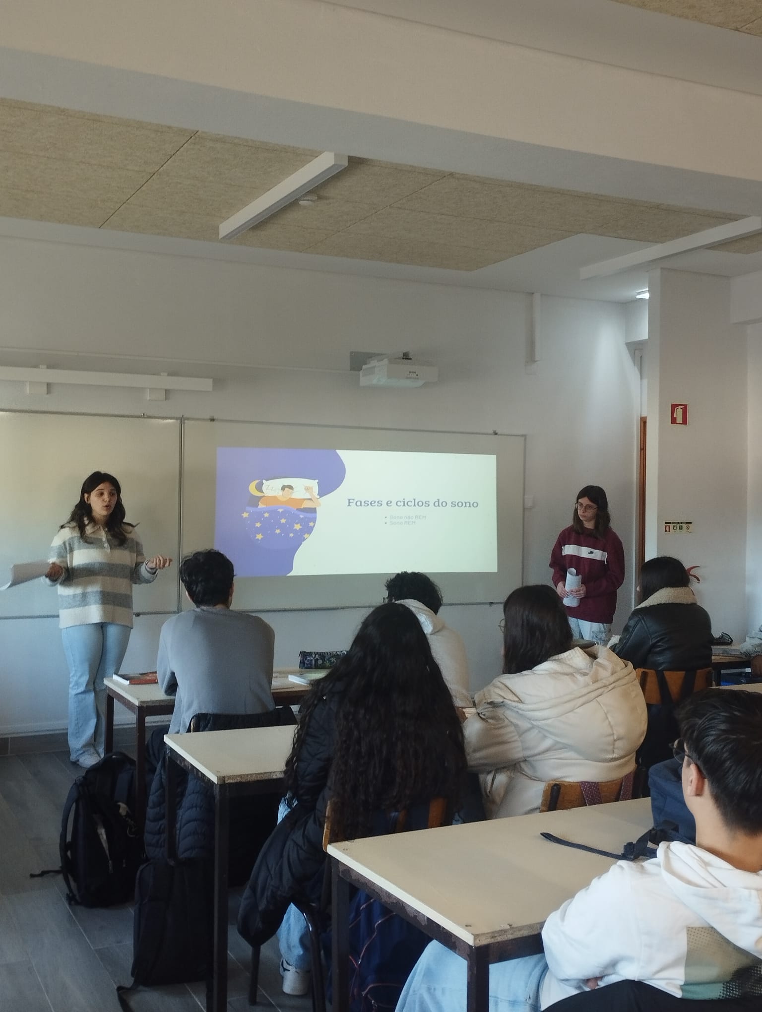 Alunos sensibilizam colegas para o Dia Mundial do Sono